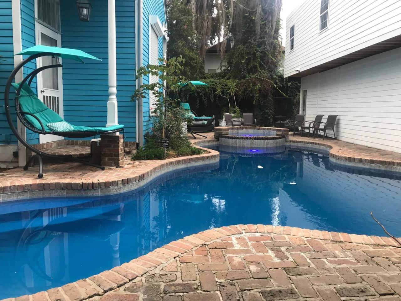 4 Bedroom - Sleeps 8! Best Location Next To Bourbon Street! New Orleans Exterior photo