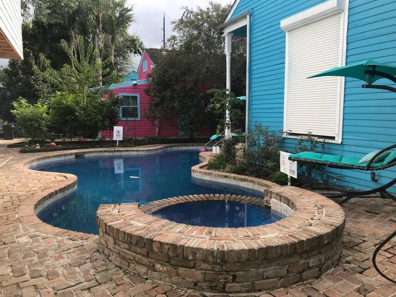 4 Bedroom - Sleeps 8! Best Location Next To Bourbon Street! New Orleans Exterior photo
