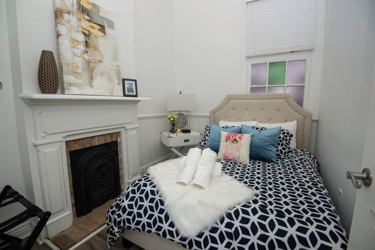4 Bedroom - Sleeps 8! Best Location Next To Bourbon Street! New Orleans Exterior photo